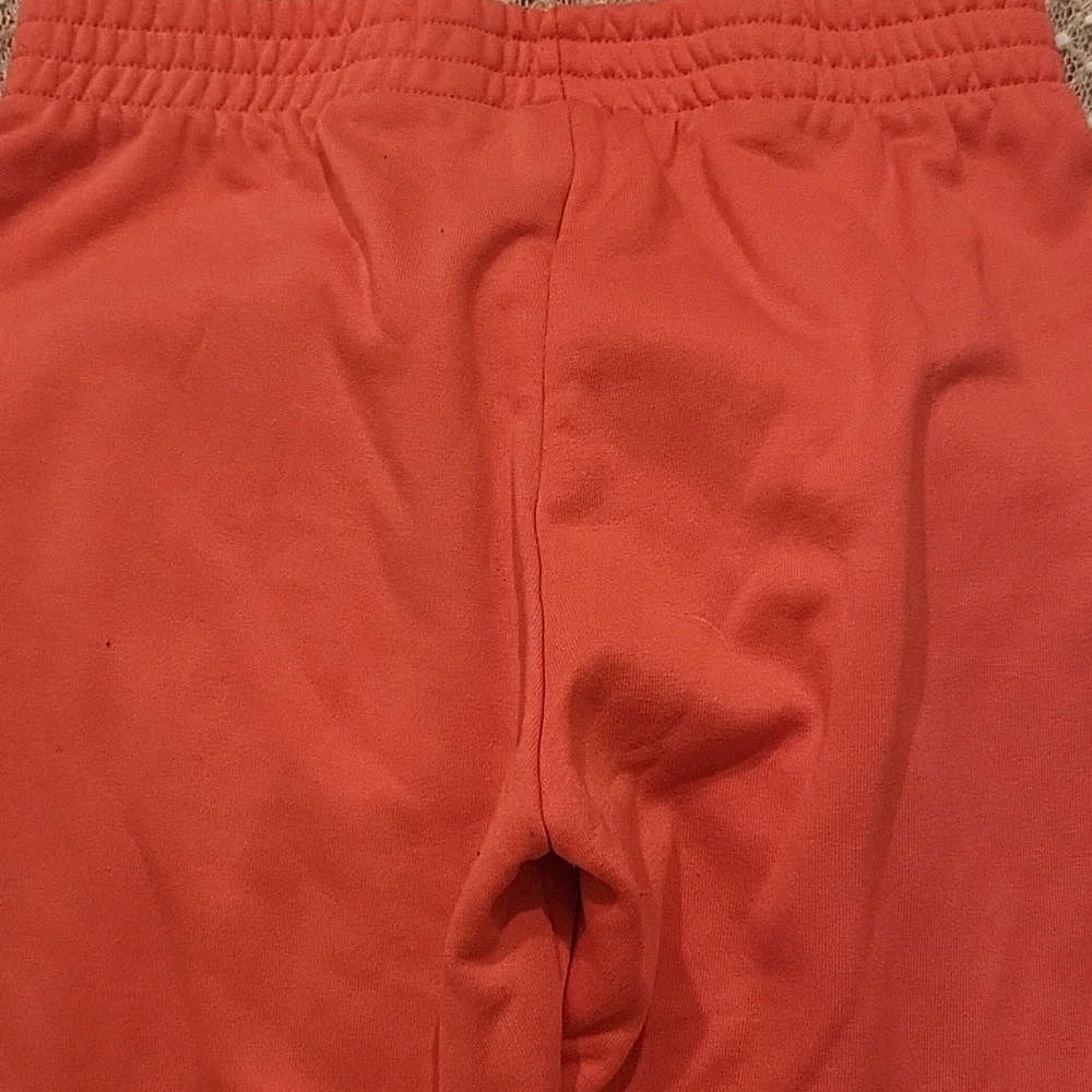 Minnie Mouse Sweatsuit - Picture 15 of 16